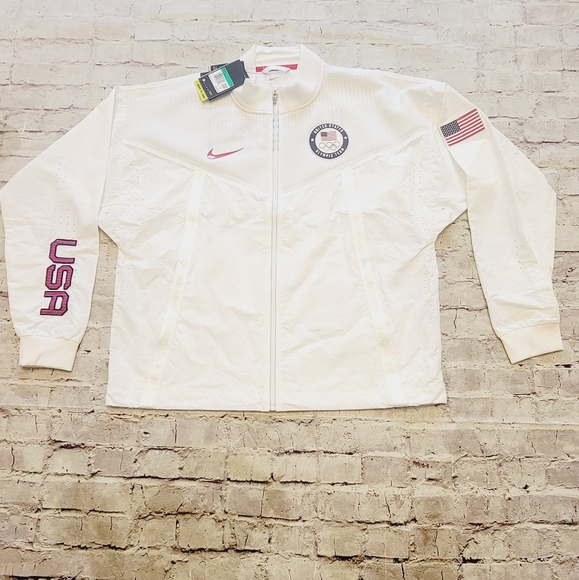 nike team usa windrunner